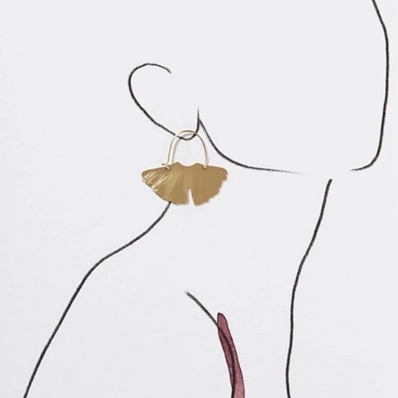 Gold Ginko Leaf Earrings - Picture 5 of 5